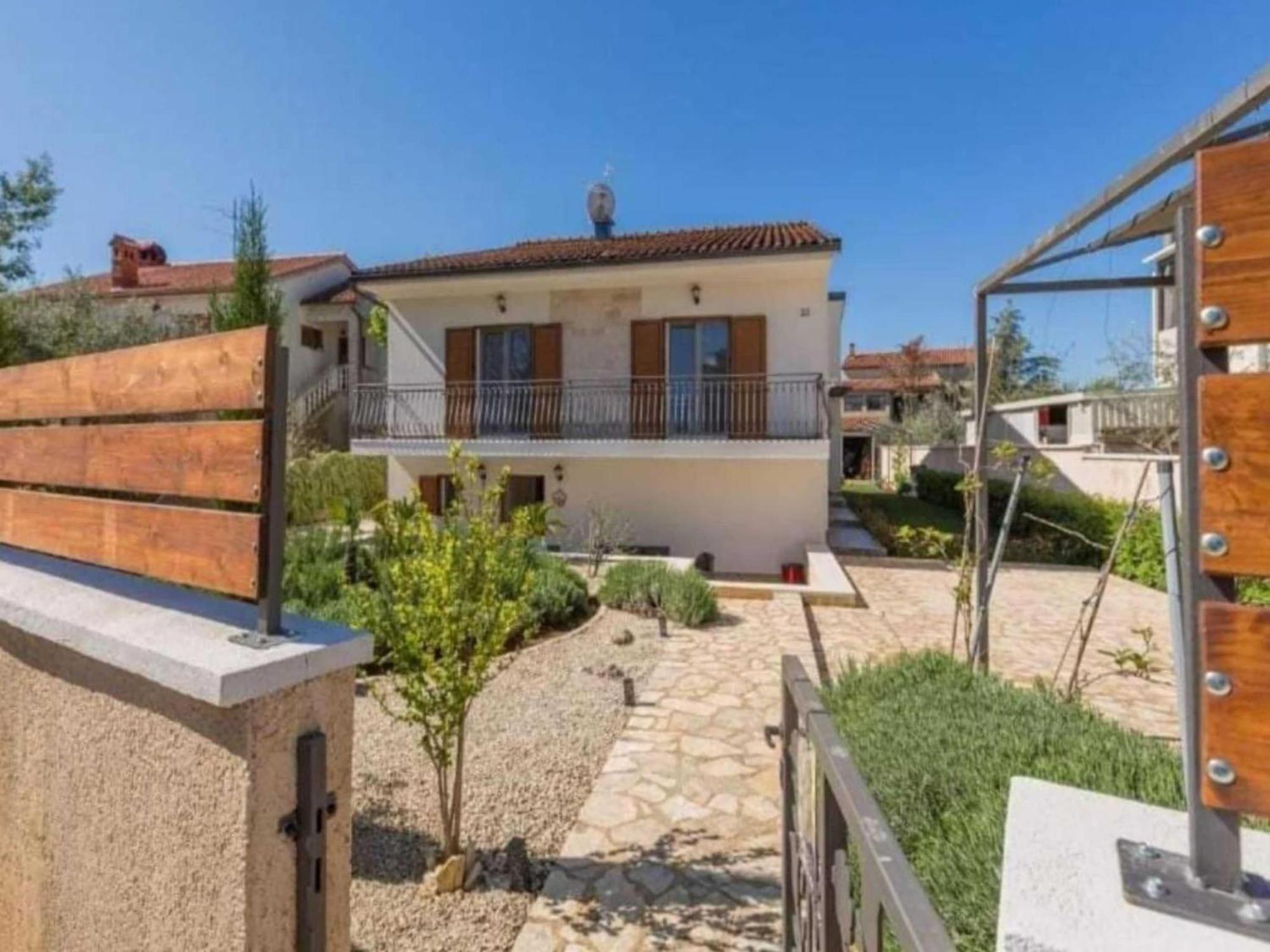 Two Bedroom With Terrace Pula