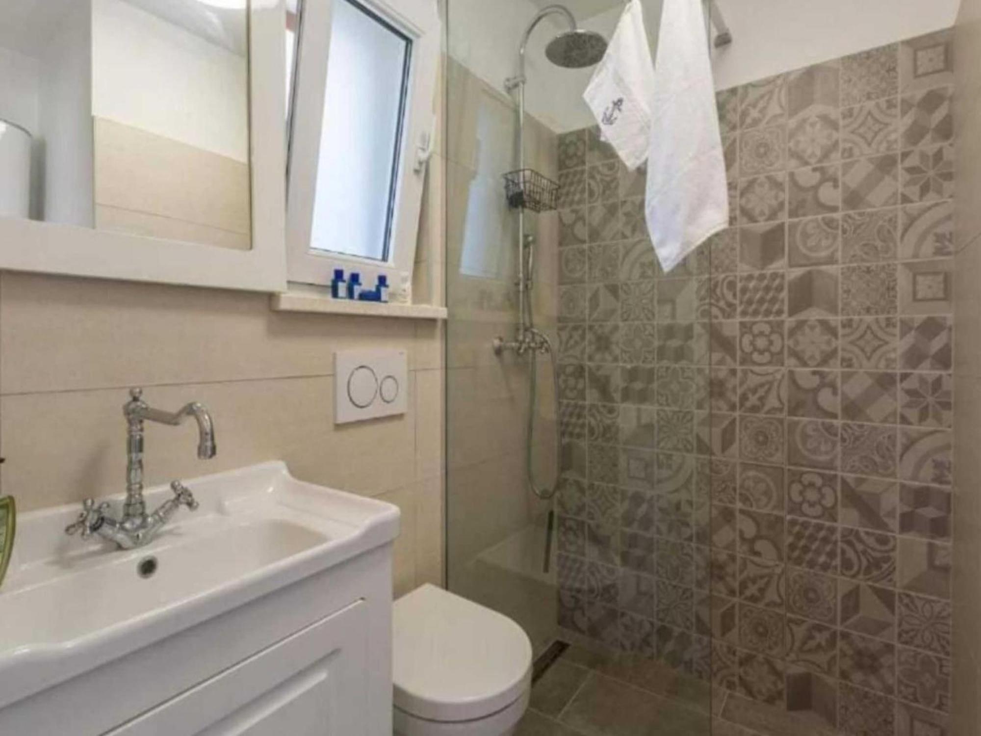 Appartement Two Bedroom With Terrace