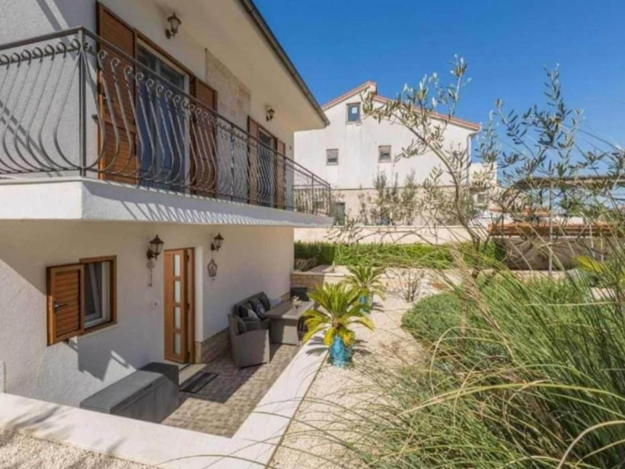 Two Bedroom With Terrace *